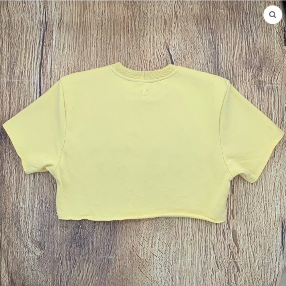 💕BuffBunny Cloud Soft Yellow Crop Top - Picture 4 of 7